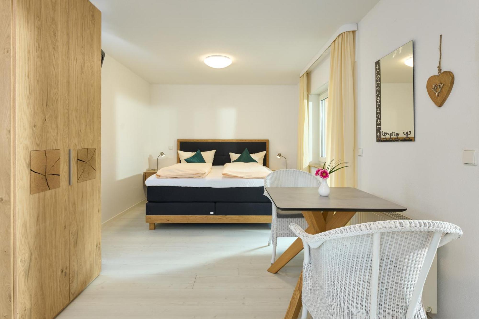 Thermen Appartements Gabriela, Appartement 24 Qm Bad Krozingen Exterior foto